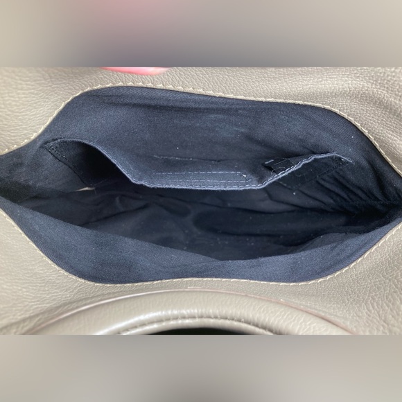 See By Chloe Monroe Small Leather Bracelet Tote in Motty Grey - Picture 9 of 16